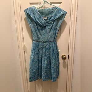 Vintage-Inspired Blue Floral Party Dress with Belt